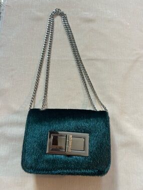 Free people small box chain xbody faux fur, teal